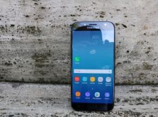 Samsung Galaxy J7 (2017) recenzija – Osvježenje srednje klase