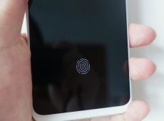 Samsung Galaxy A10, prvi uređaj ove kompanije sa senzorom otiska prsta ispod ekrana